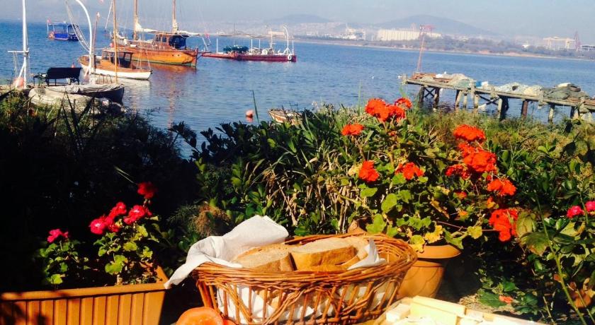 Tuzla Yacht Club — Hotel in İstanbul