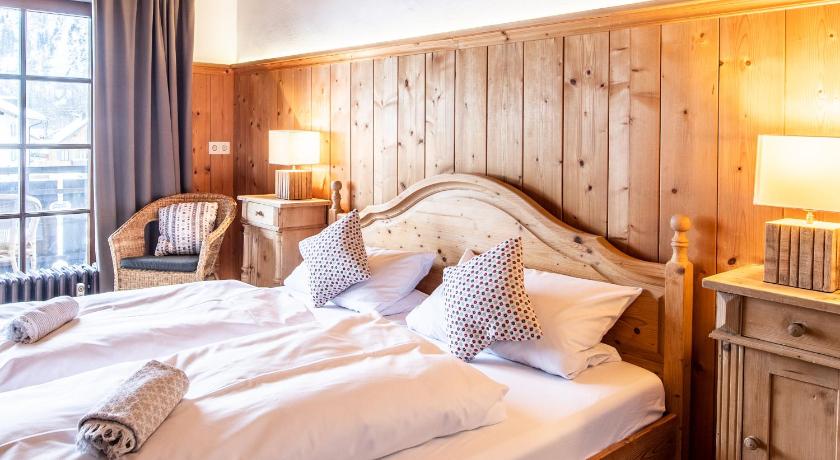Fischer Apartments — Hotel in Oberammergau
