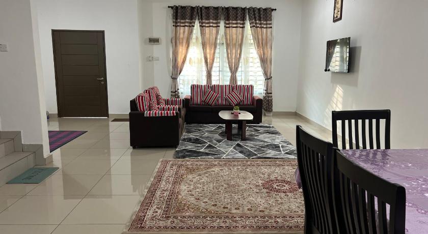 ポンティアン・ケチル De’ Pontian Homestay  4つ星 ゲストハウス スイート