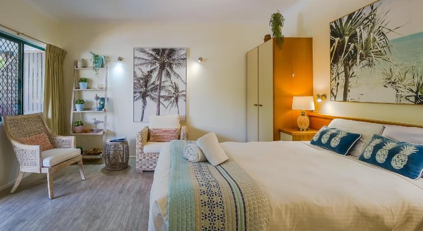 Boat Harbour Studio Apartments and Villas photo