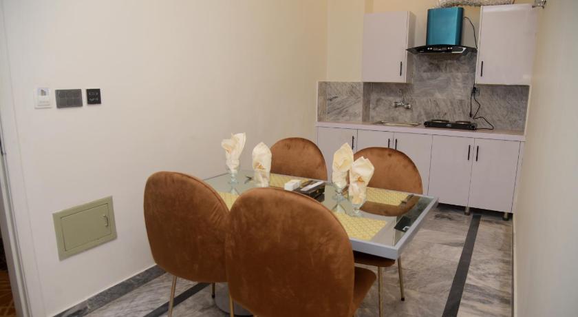 The Rich Hotel & Apartments - image 12