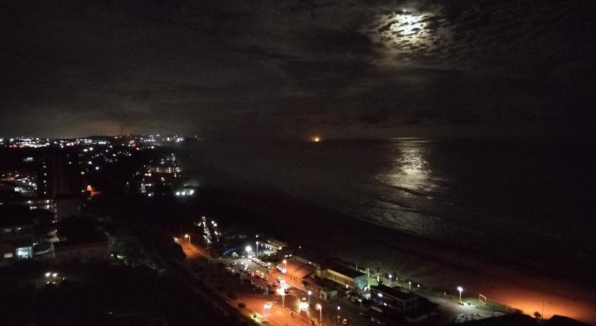 High Tide Beach Condo photo