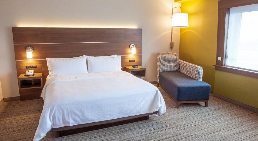 Holiday Inn Express And Suites Halifax - Dartmouth photo