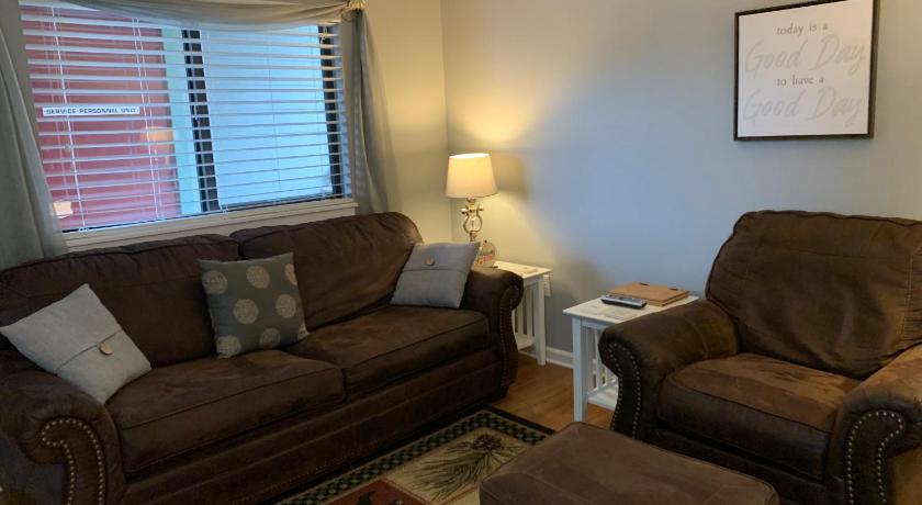 Image of Laurel Inn 311 5