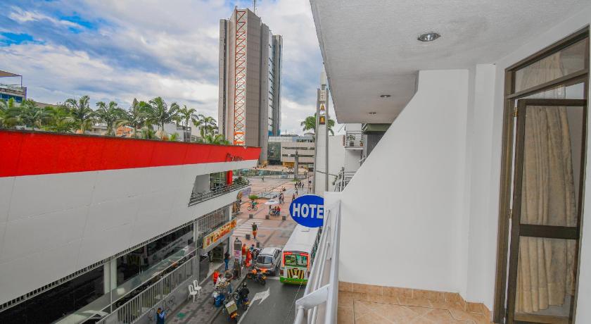 Hotel Toledo Plaza photo