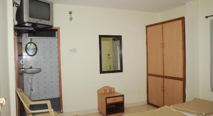 Hotel Agarala Residency