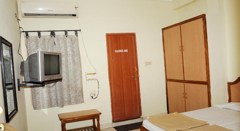 Hotel Agarala Residency