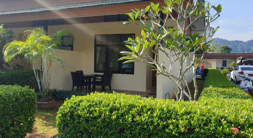 Image of Pool View Studio for 2 People 15