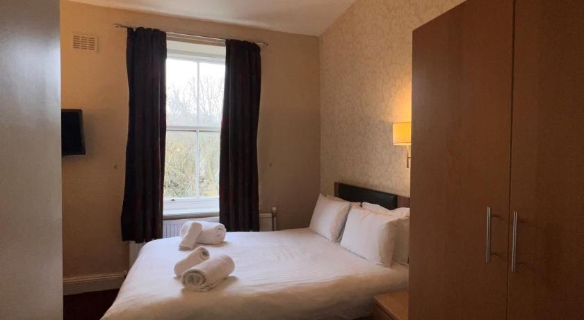 Image of Small Double Room 1