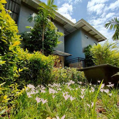 Nakhon Pathom Kram Farmstay 4-Star Guesthouse pool