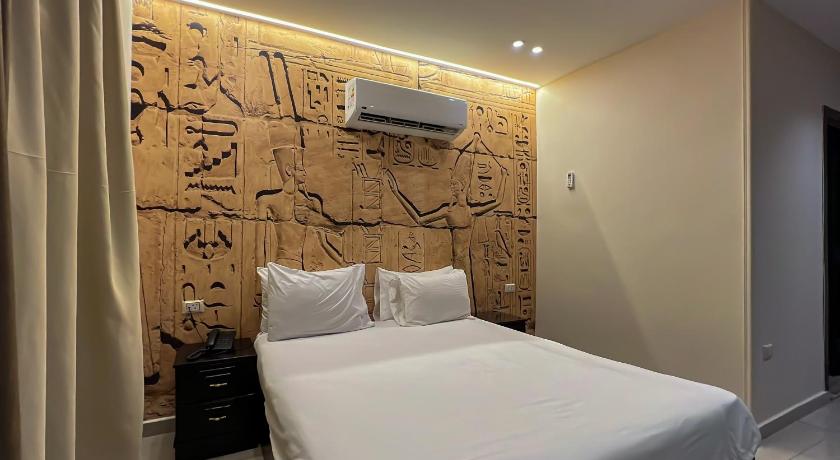 Image of Deluxe Single Room 0