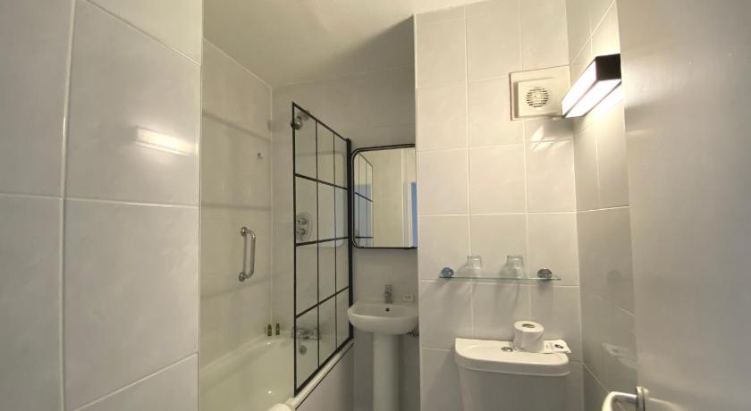 Image of Superior Twin Room 6