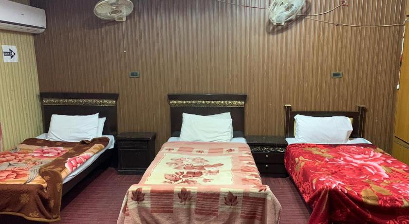 Hotel Paradise Plus photo