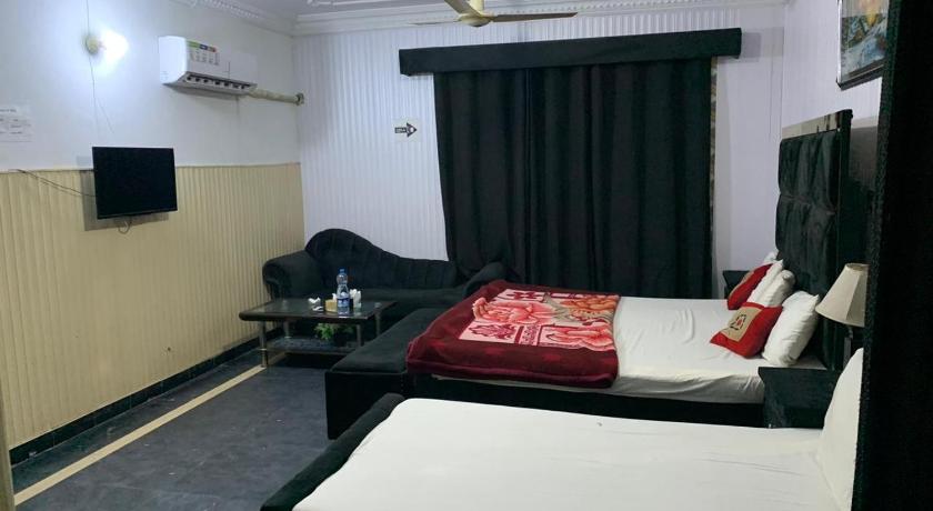 Hotel Paradise Plus — Hotel in Multan