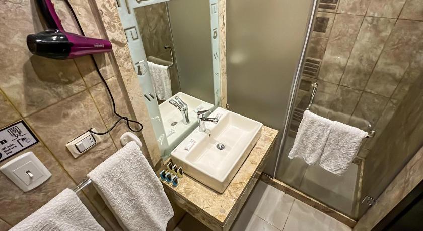 Image of Deluxe Single Room 15
