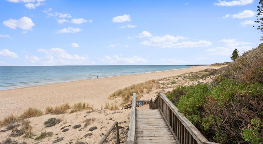 Beachside Escape on The Esplanade photo