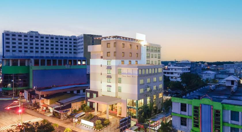 Swiss-Belhotel Tarakan photo