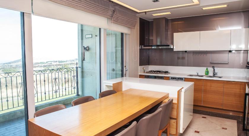 제주 아덴힐 리조트 앤 골프클럽 (Arden Hill Resort and Golf Club) 3성급 호텔 수영장