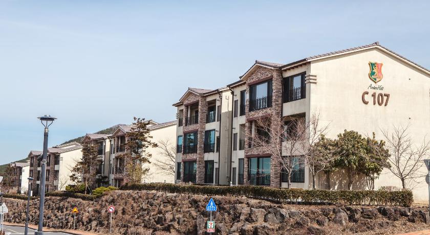 제주 아덴힐 리조트 앤 골프클럽 (Arden Hill Resort and Golf Club) 3성급 호텔 레스토랑