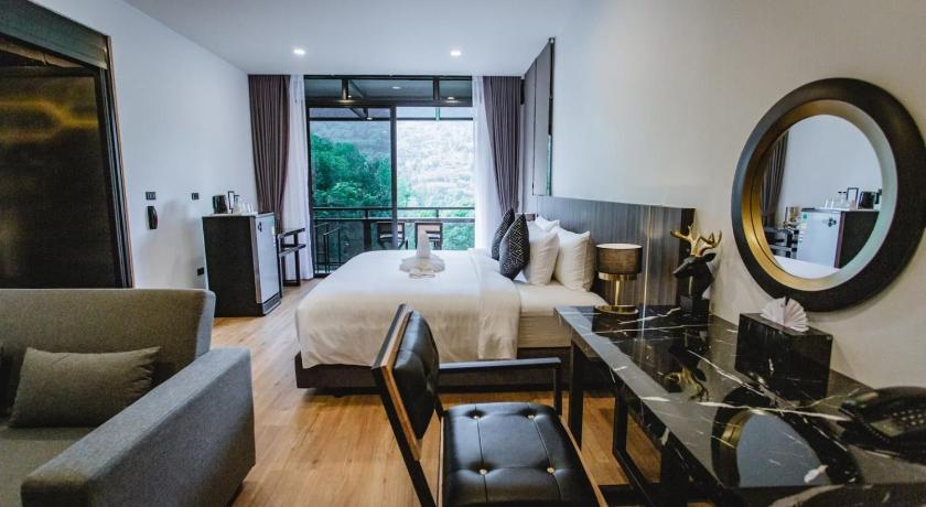 Image of Standard Single Room with Mountain View 0