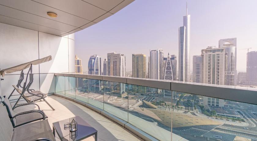LUXURY 4 BEDROOM APARTMENT IN MARINA - image 8