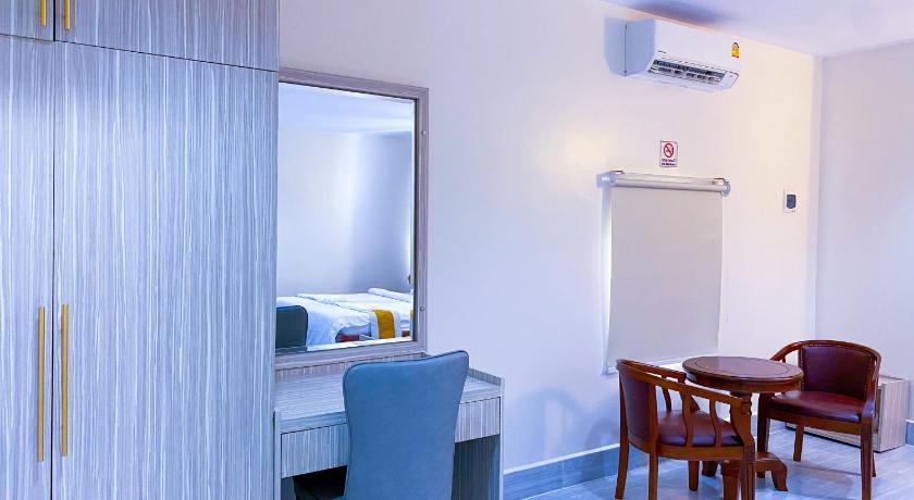 Image of Twin Bed Room 8