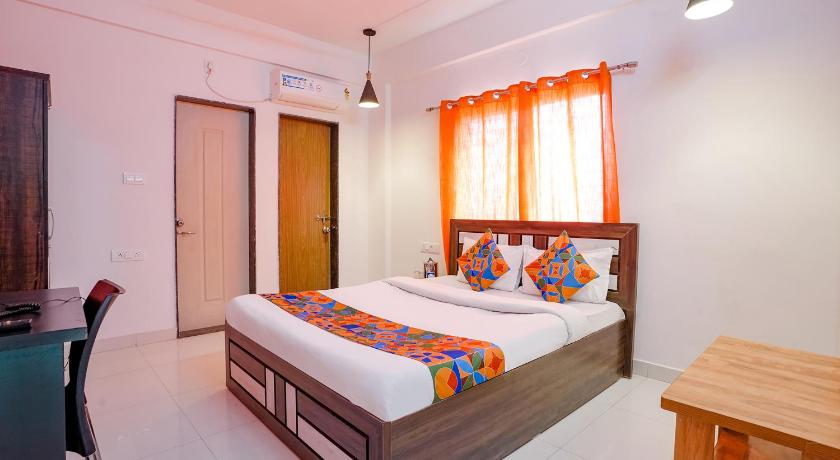 FabHotel Elegant Stay photo