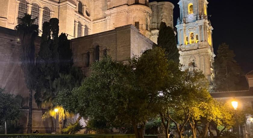 Suite Premium - Cathedral of Malaga photo