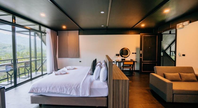 Image of Grand Deluxe Room 6