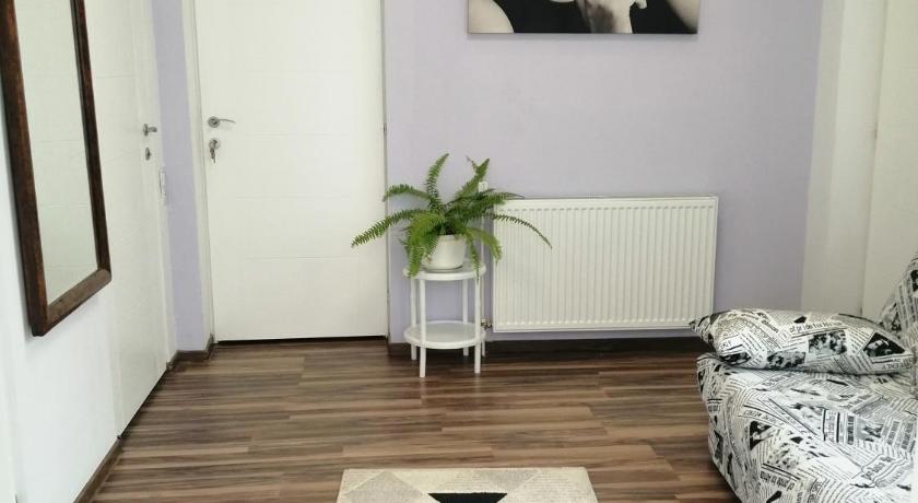 Violet House — Hotel in Turda