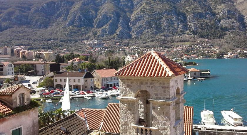 Studios Kono — Hotel in Kotor