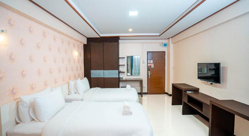 Image of Superior Twin 0