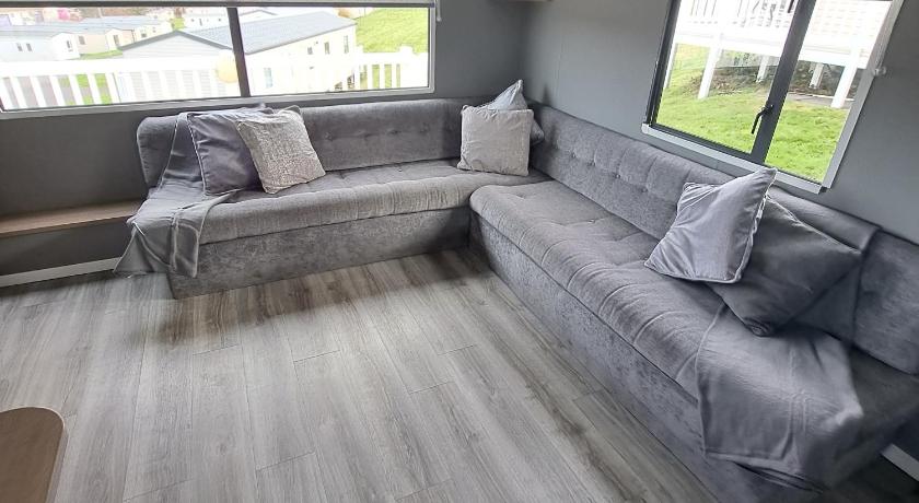 Maze Holiday Homes Craig Tara photo