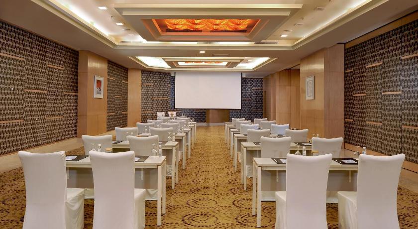 Radisson Hotel Gurugram Sohna Road City Center