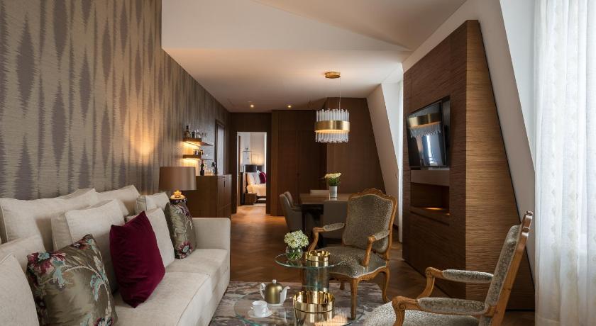 Image of Heritage Lake View Prestige Suite 0