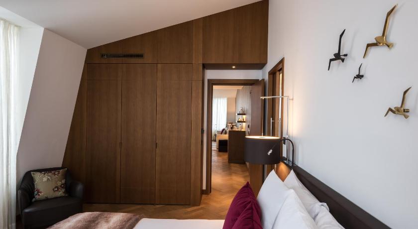 Image of Heritage Lake View Prestige Suite 1