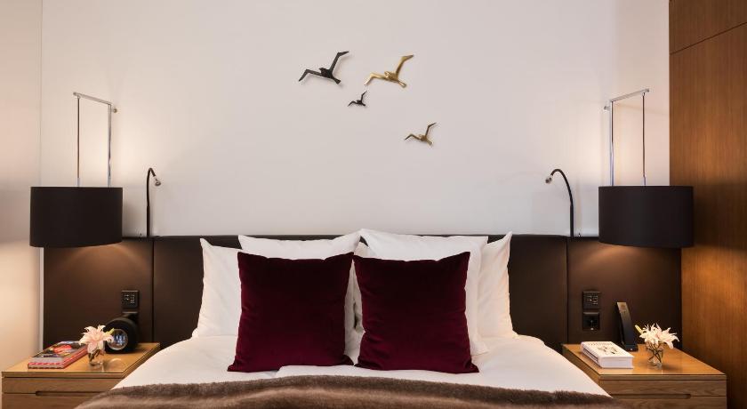 Image of Heritage Lake View Suite 8