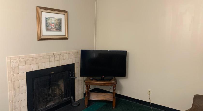 Image of Oak Square 412 8