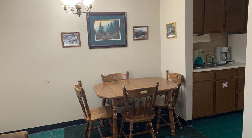 Image of Oak Square 412 5