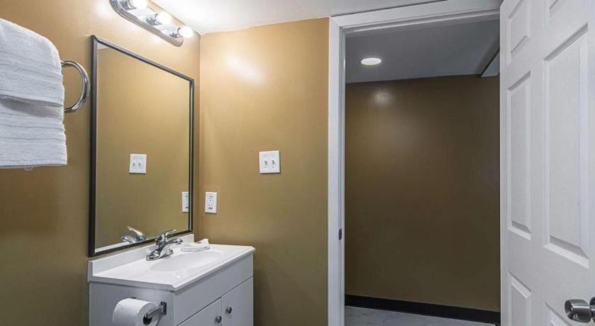 LoneStar Inn and Suites photo