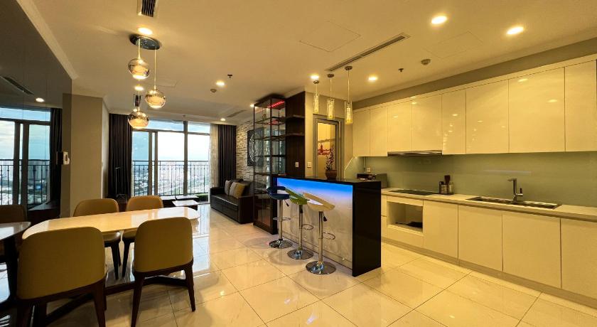 Ho Chi Minh City Vinhomes Landmark 4-Star Guesthouse pool