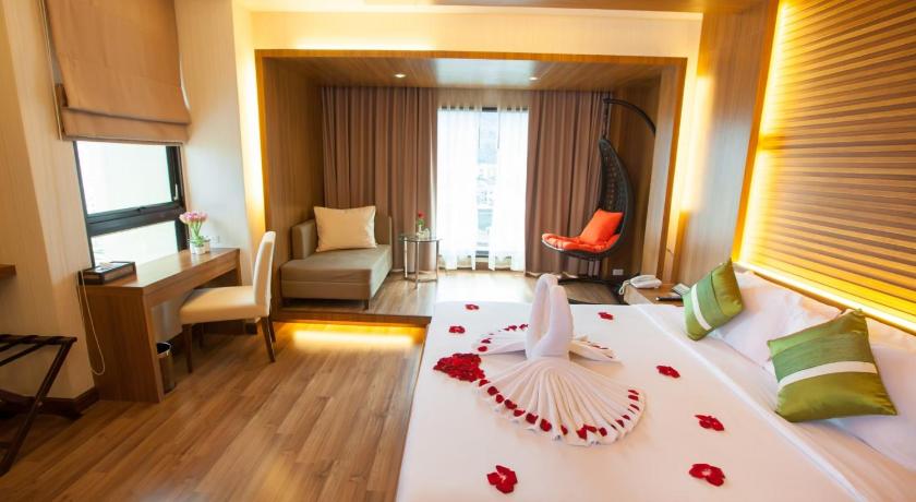 รูปของฮันนีมูน สวีท (Honeymoon Suite) 12