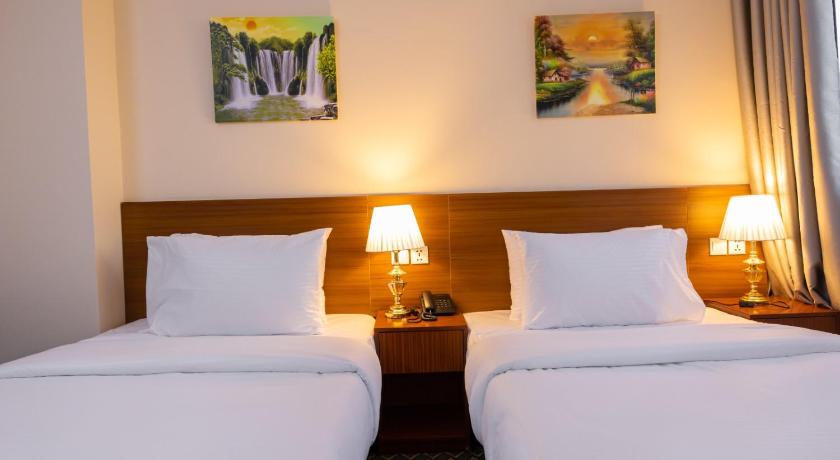 Three 888 Hotel - image 14
