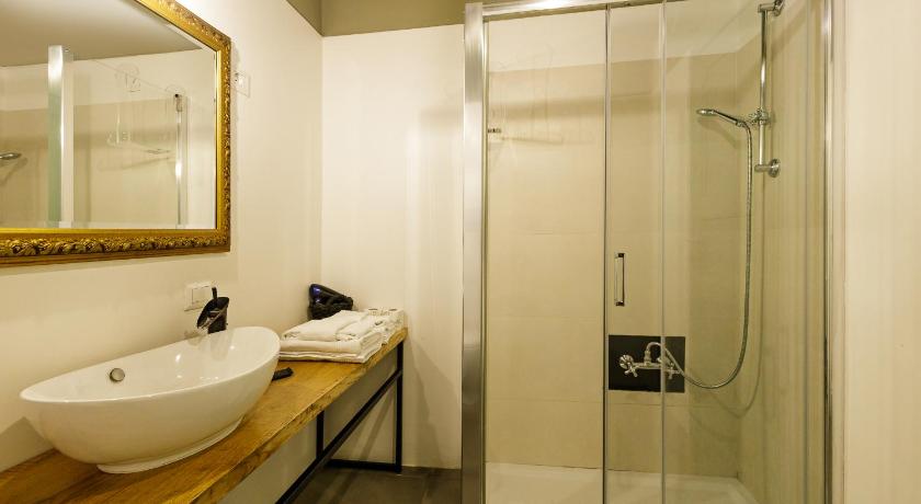 Image of Suite 2