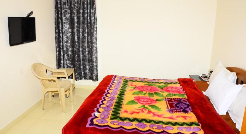 kodai inn photo