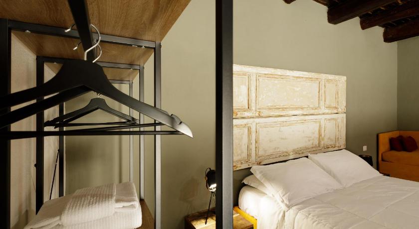 Image of Junior Suite with Balcony 16