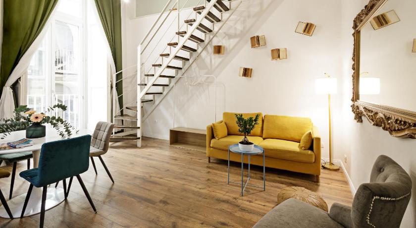 Image of Deluxe Classic Room 5