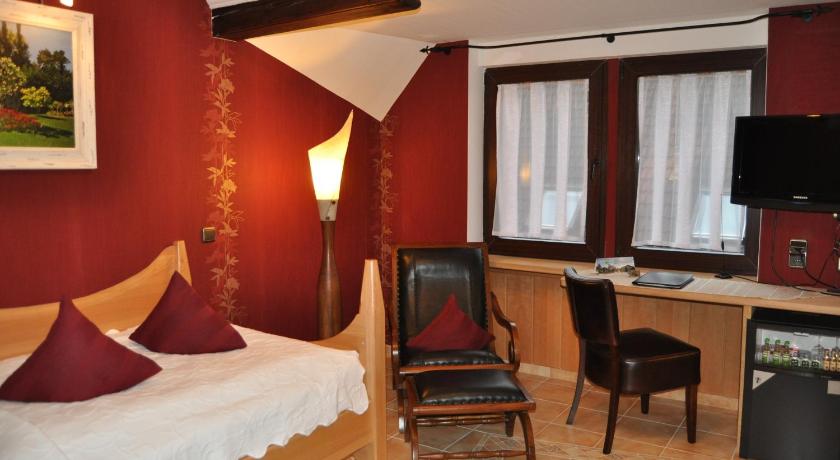 Image of Large Single Room 1