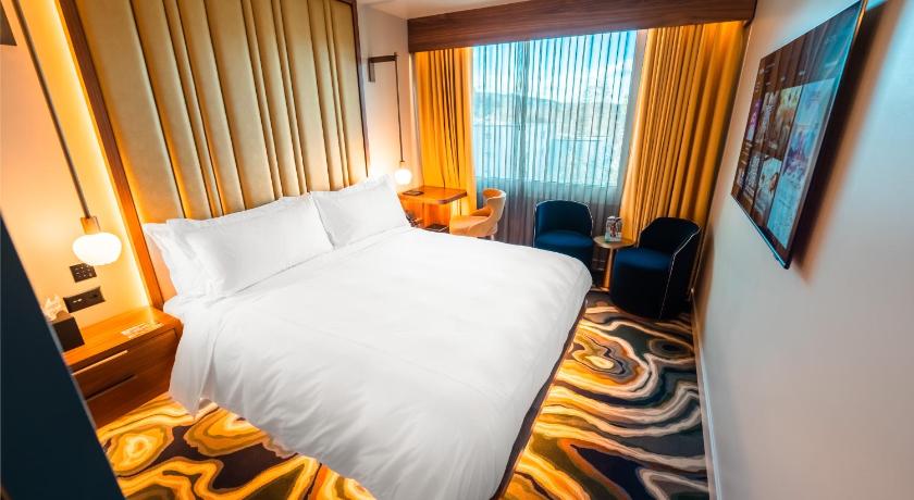 FIVE Zurich - Luxury City Resort photo