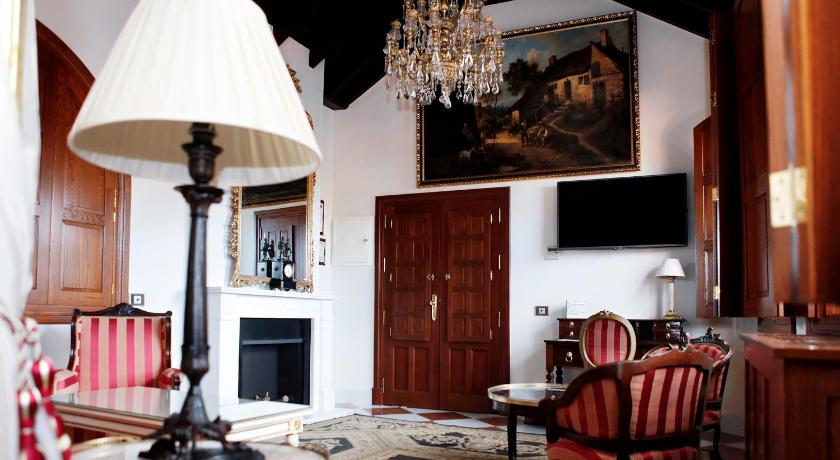 塞维利亚 Hotel Ateneo Sevilla 4星级 酒店 大堂